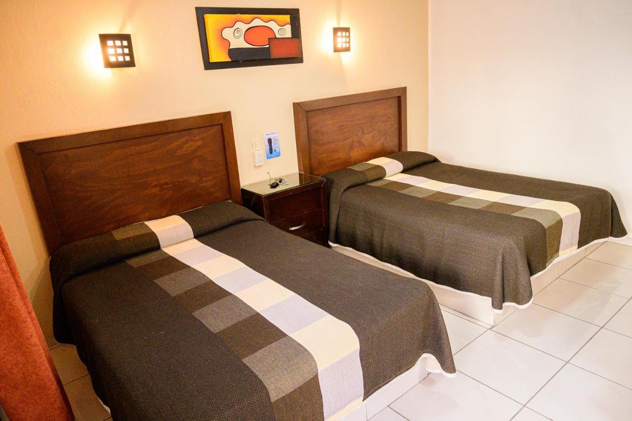 Hotel Acuario En Ocotlan Zewnętrze zdjęcie