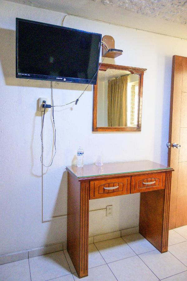 Hotel Acuario En Ocotlan Zewnętrze zdjęcie
