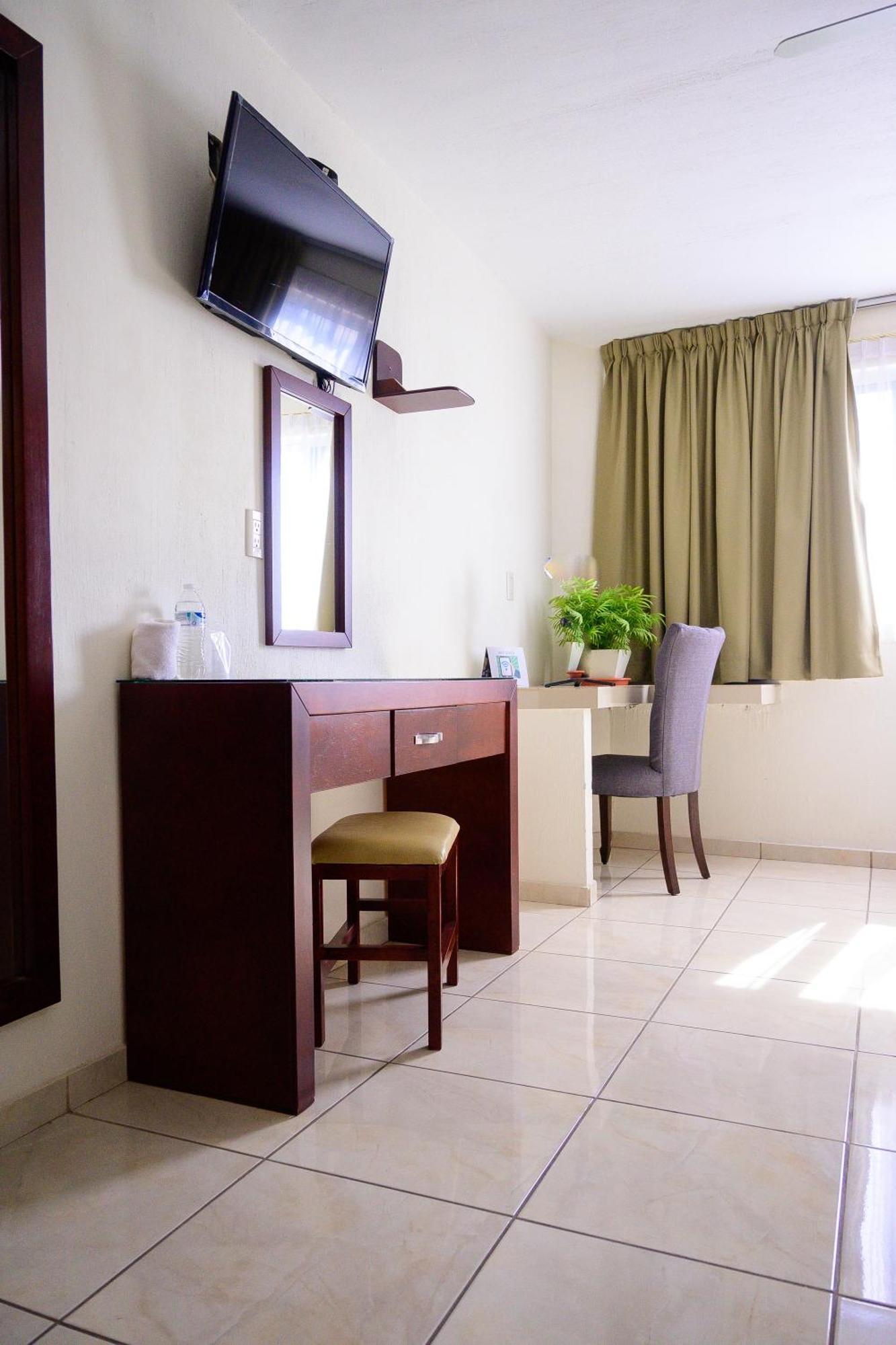 Hotel Acuario En Ocotlan Zewnętrze zdjęcie