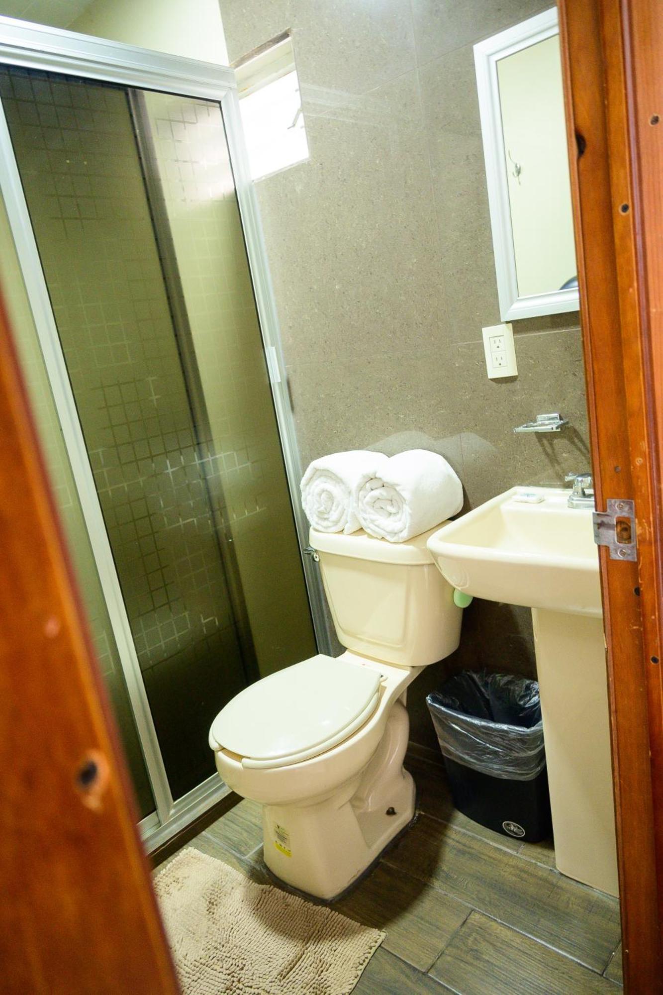 Hotel Acuario En Ocotlan Zewnętrze zdjęcie